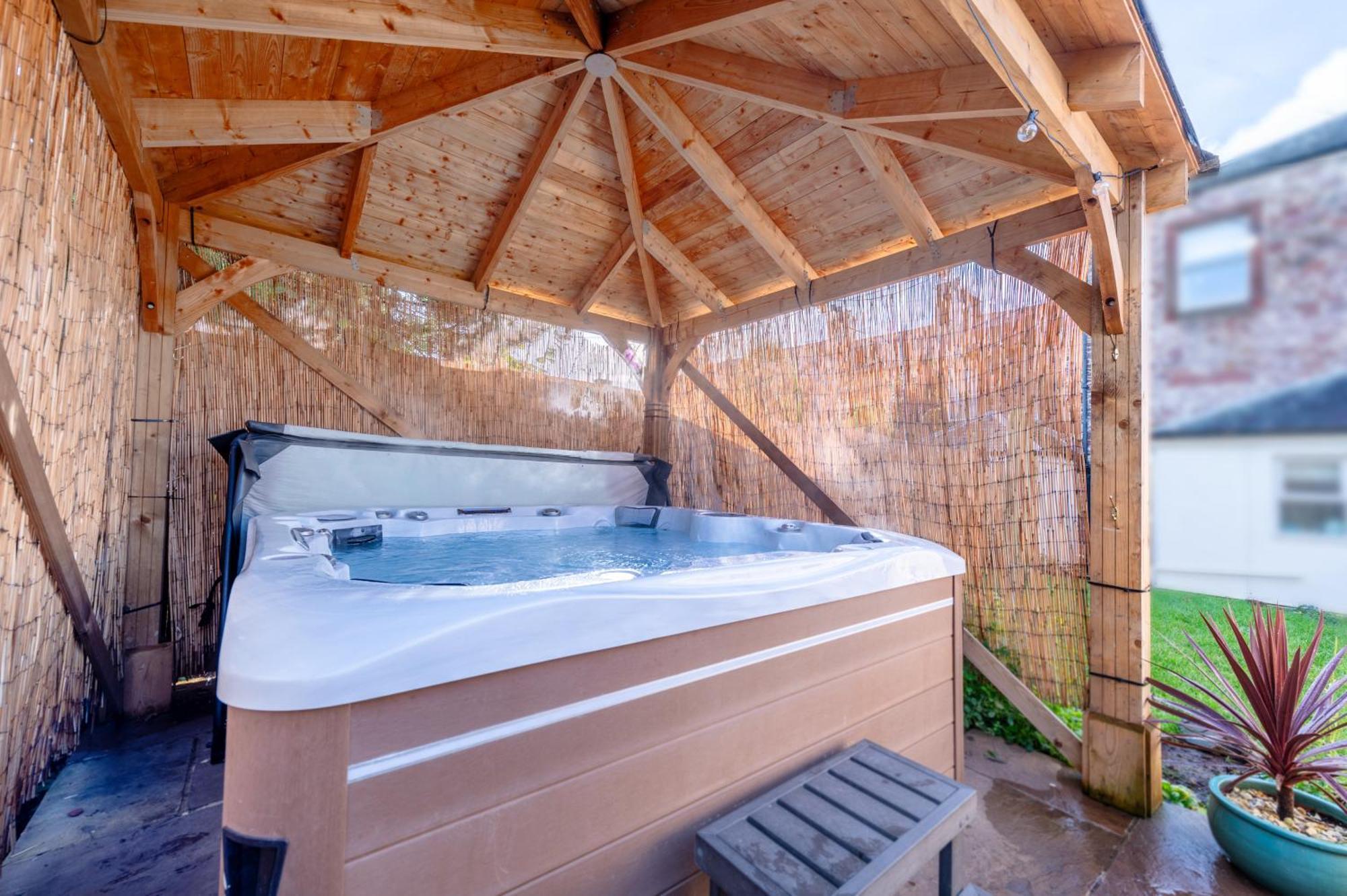 Little Apple Cottage- Free Parking, Hot Tub, Fire, Town Centre Appleby-in-Westmorland 外观 照片